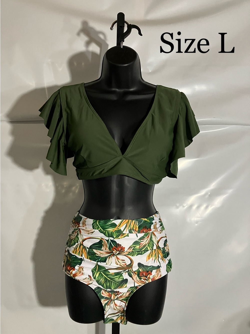 Women’s High-Waist Leaf Print Bikini Set with Olive Ruffle Top Size L